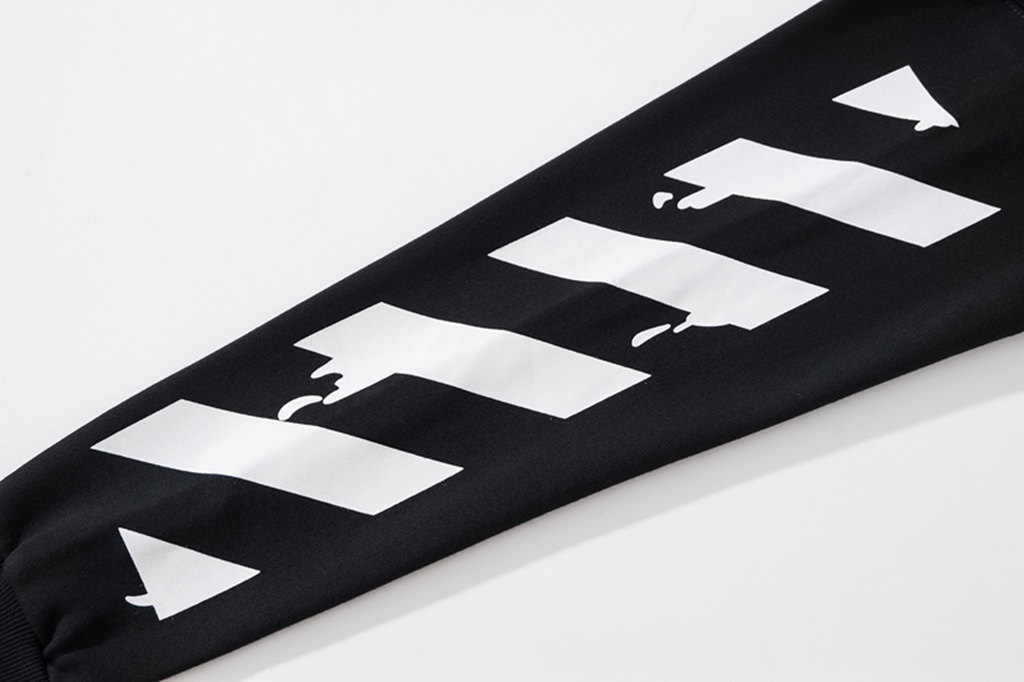 825# off white